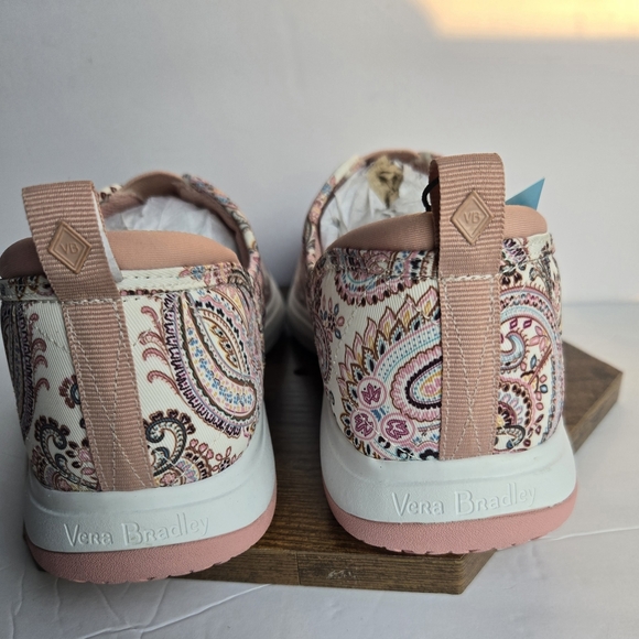 NWT, VERA BRADLEY Paisley Slip-On Sneakers - Pink and White.Size 9 - Picture 6 of 7